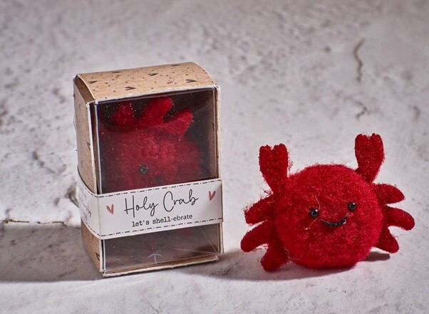 Crab-Gift-Ideas-That-Customers-Love-To-Buy